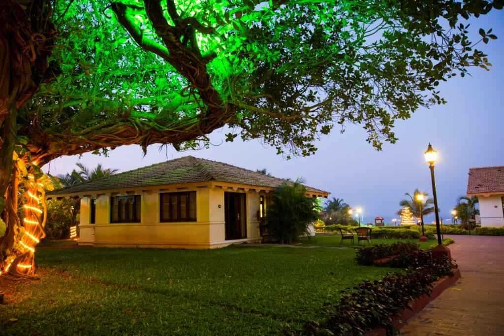 The Orchid Hotel Mumbai Vile Parle