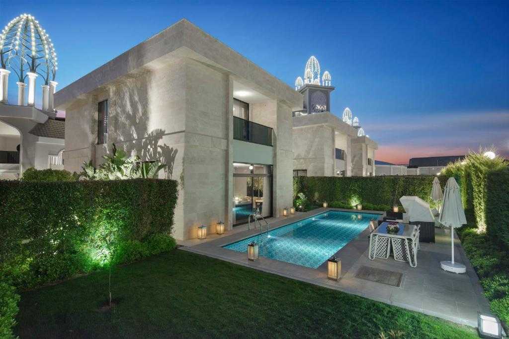 granada luxury