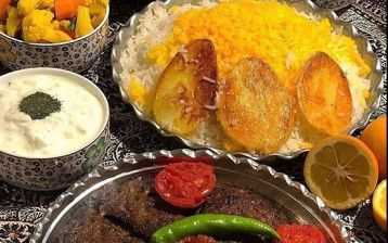 اقامتگاه بومگردی عمارت هفت رنگ شیراز